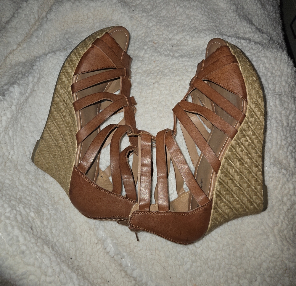 American Eagle Size 11 Y2K  Brown Cage Gladiator Espidrille Wedge